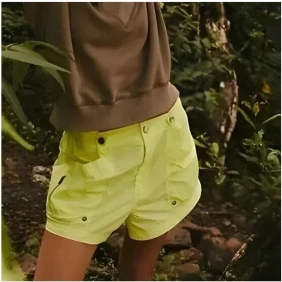 NWOT FREE PEOPLE FP MOVEMENT NEW HEIGHTS SHORTS SIZE SMALL YELLOW - Picture 6 of 7